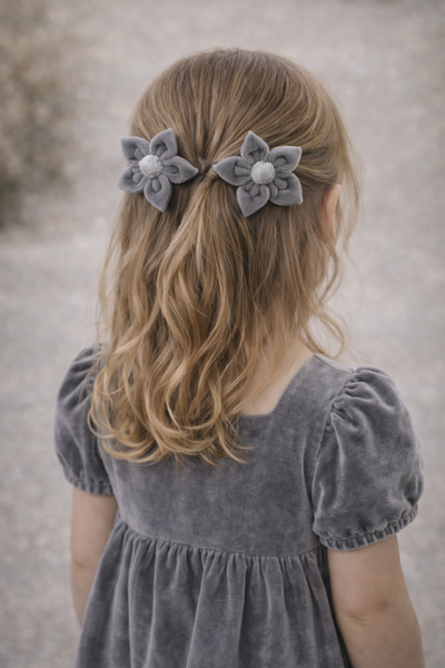 Set Of 2 Velvet Flower Alligator Clip- Grey