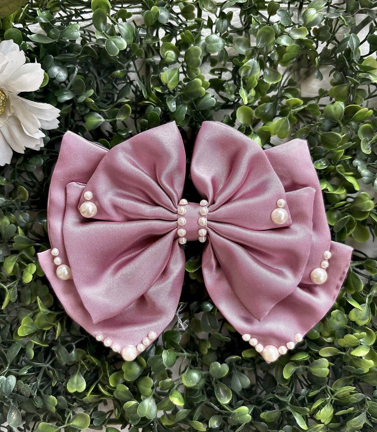 Satin Pearl Alligator clip- Blush