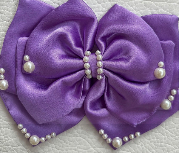 Satin Pearl Alligator clip- Lavender