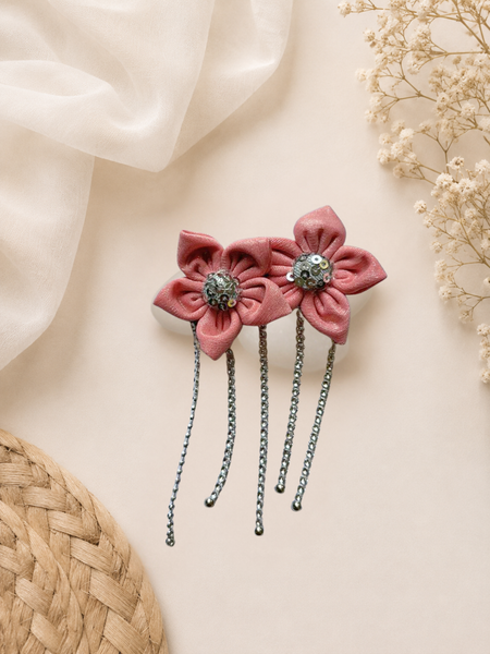 Girls Two Flower Silver Center Alligator Clip- Peach