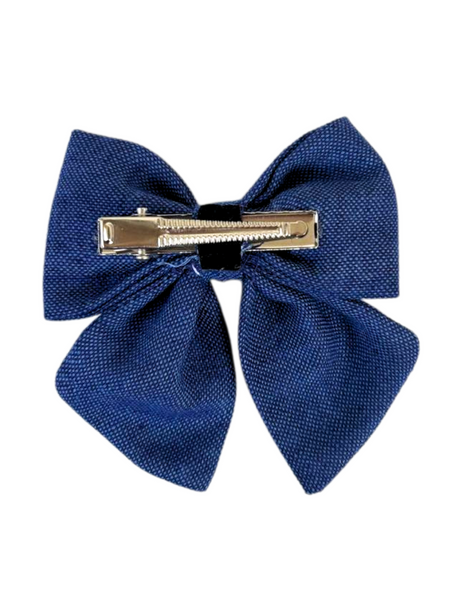 Heart and Pearl Embellished Bow Alligator Clip- Blue