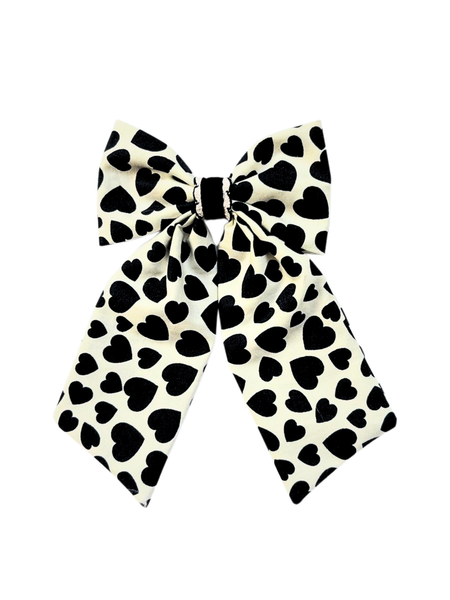 Hearts with Lace Center Bow Alligator Clip- White