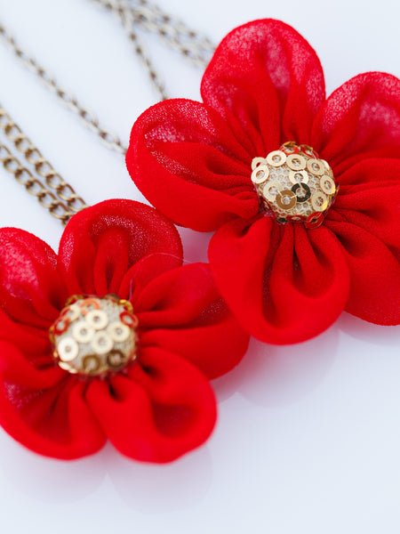 Mother & Daughter Duo Chain Bracelet with vibrant flower and Sequence Center - Red: