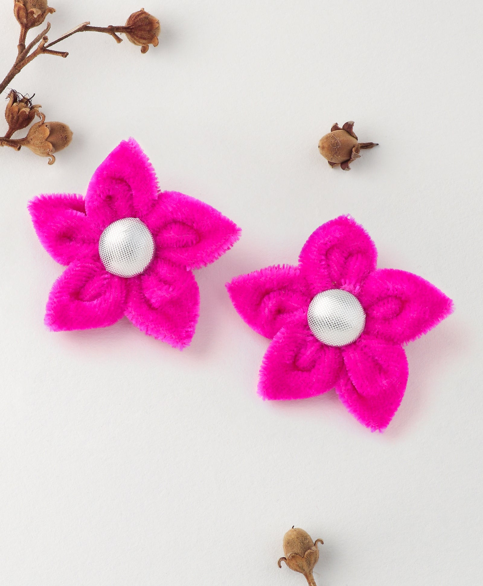 Velvet Flower Alligator Clips - Neon Pink