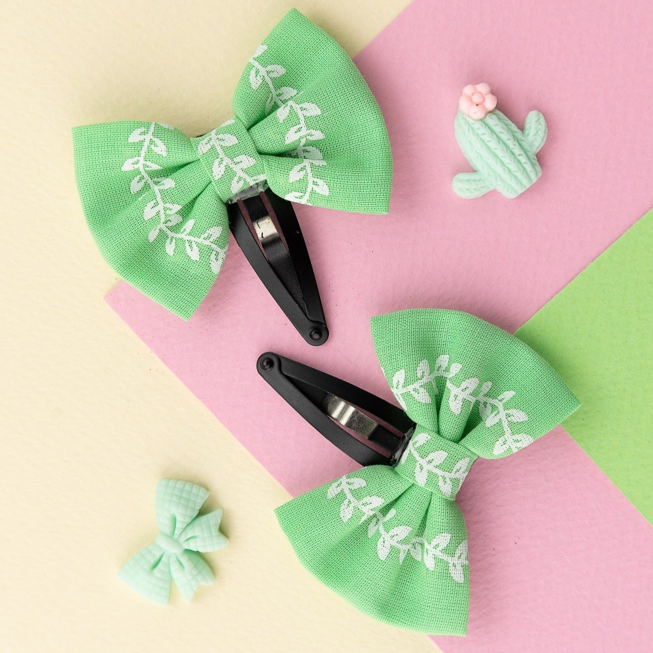 Printed Bow Hair Clip Set- Green